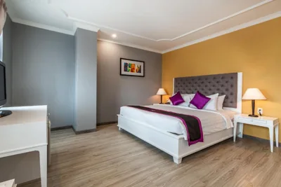 Executive Double Room — Avanti Boutique Hotel